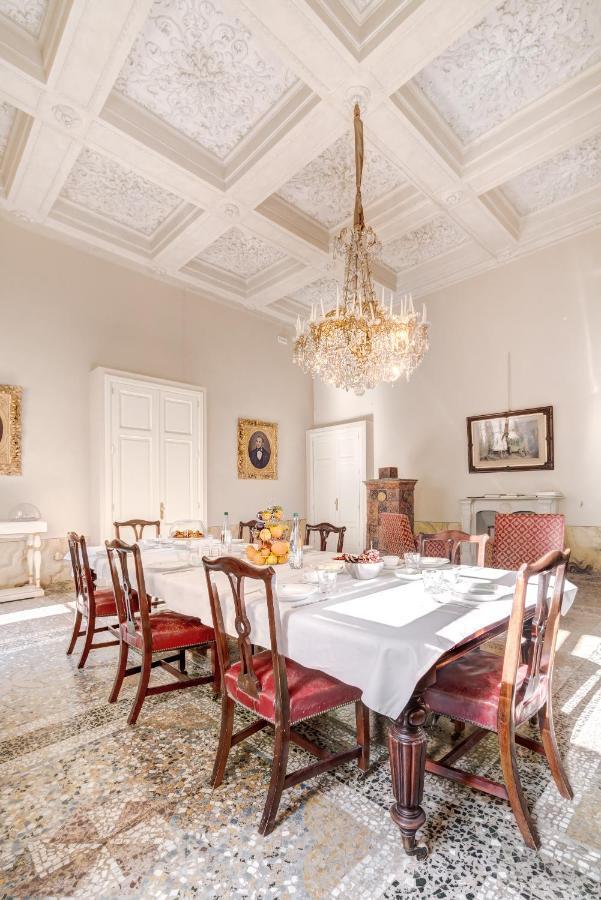 مبيت وإفطار فلورنس Palazzo D'Oltrarno - Residenza D'Epoca المظهر الخارجي الصورة