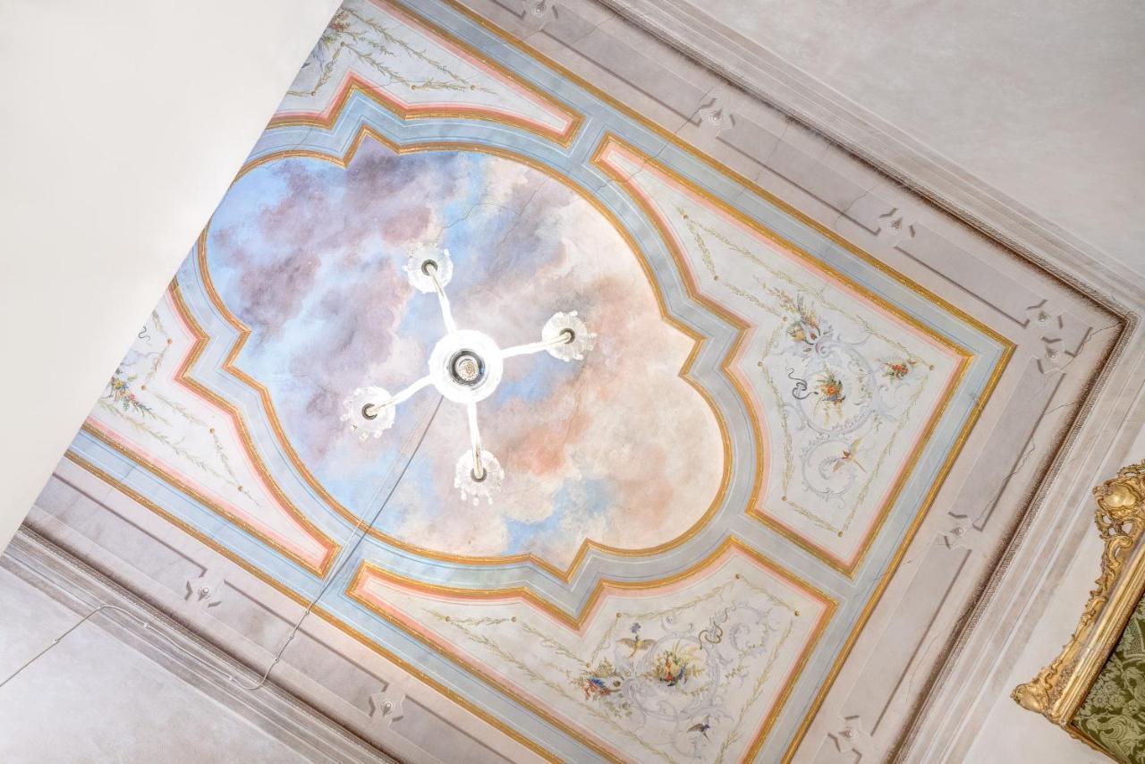 مبيت وإفطار فلورنس Palazzo D'Oltrarno - Residenza D'Epoca المظهر الخارجي الصورة